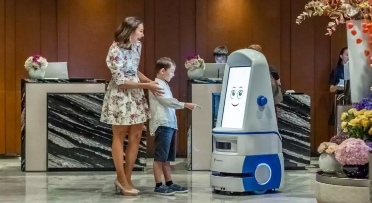 Roboter Hotel Rezeption Staedler Robots.jpg